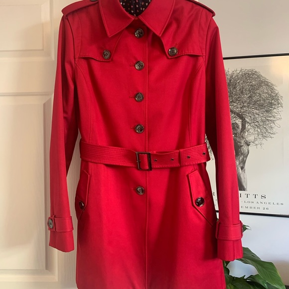 David Lawrence Jackets & Blazers - David Lawrence 🍒 Red Trench